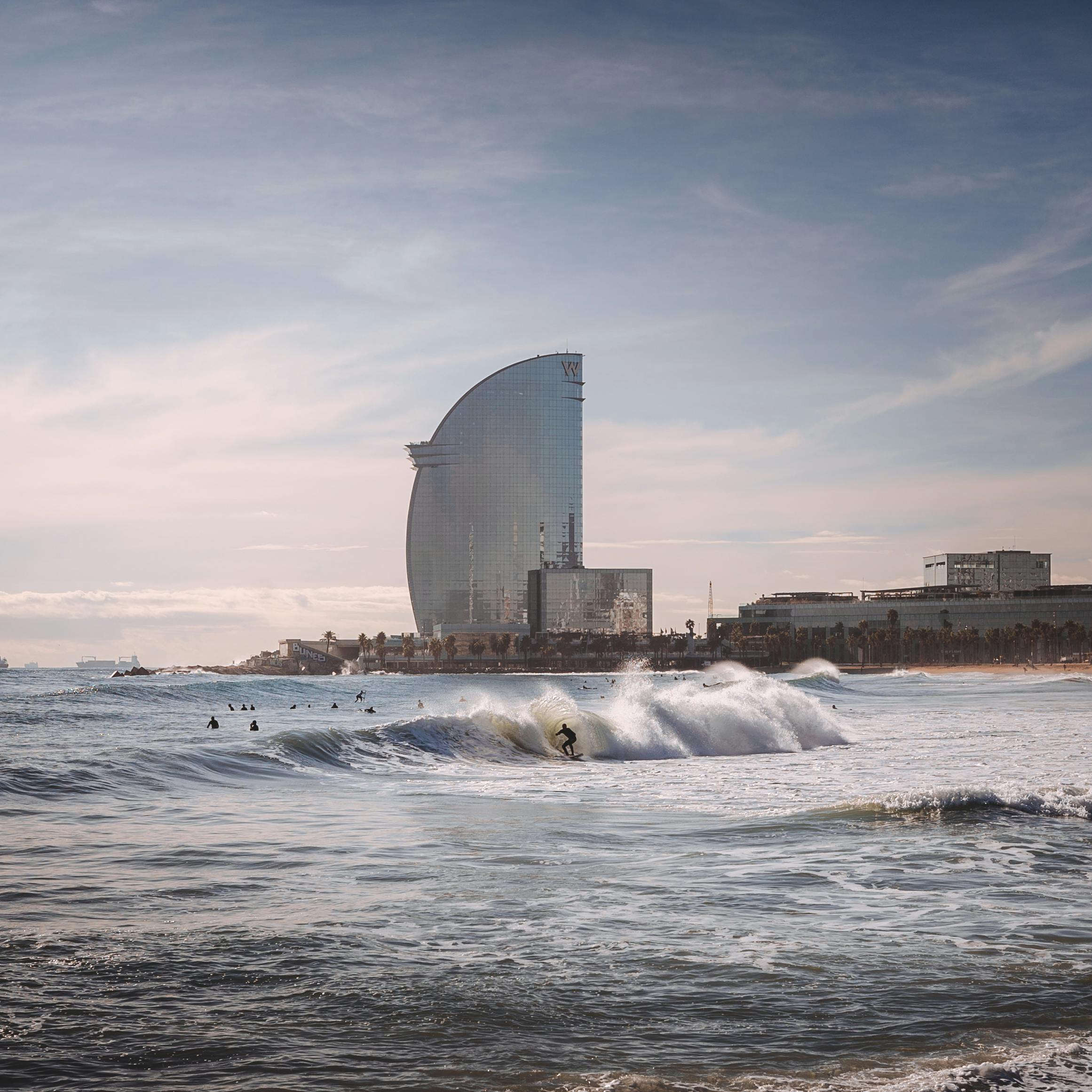 Barcelona destination with W Hotel and beach - padel Barcelona partnership location
